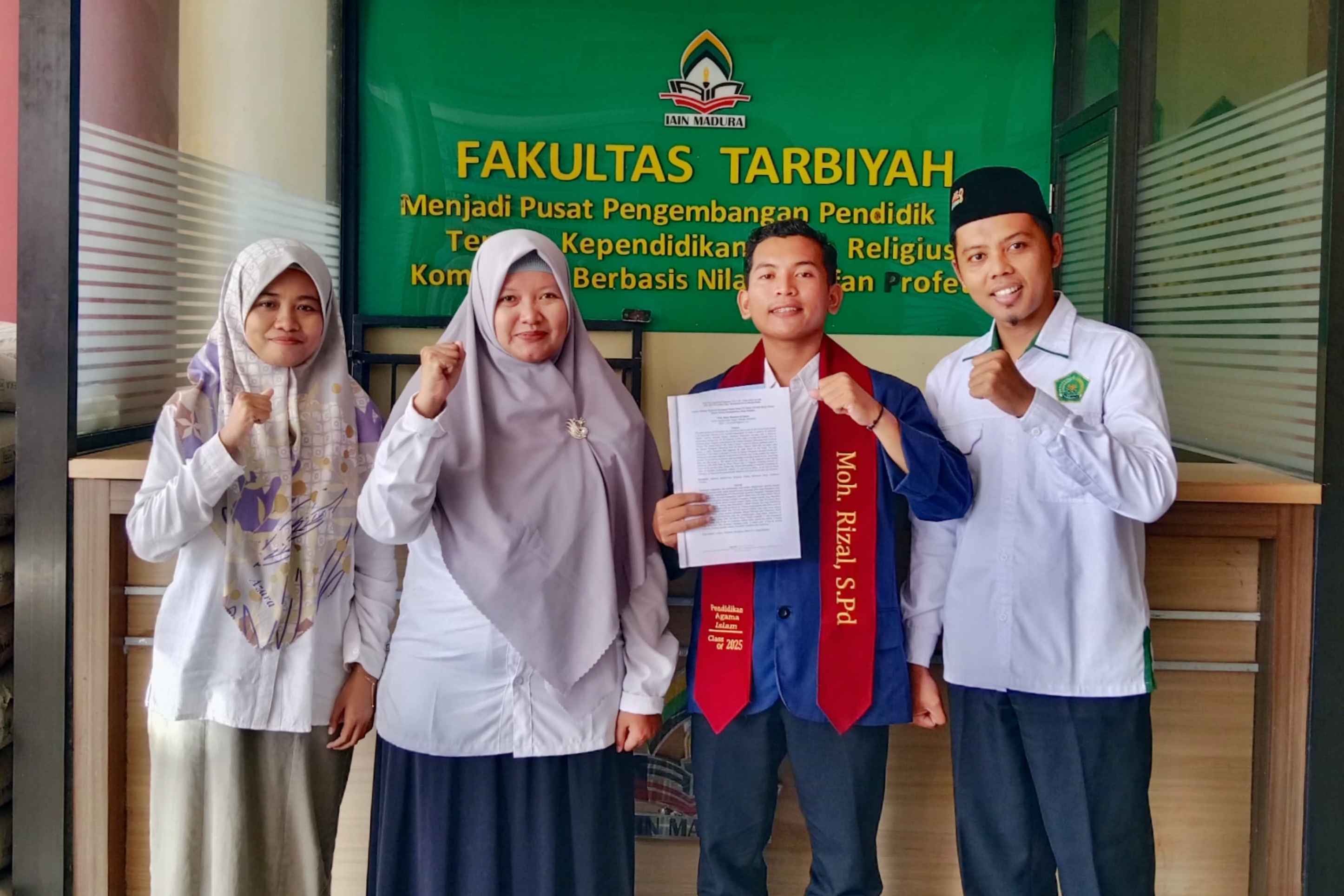 Lulus Tanpa Skripsi, Rizal Menganalisis Moderasi Beragama dalam Buku PAI