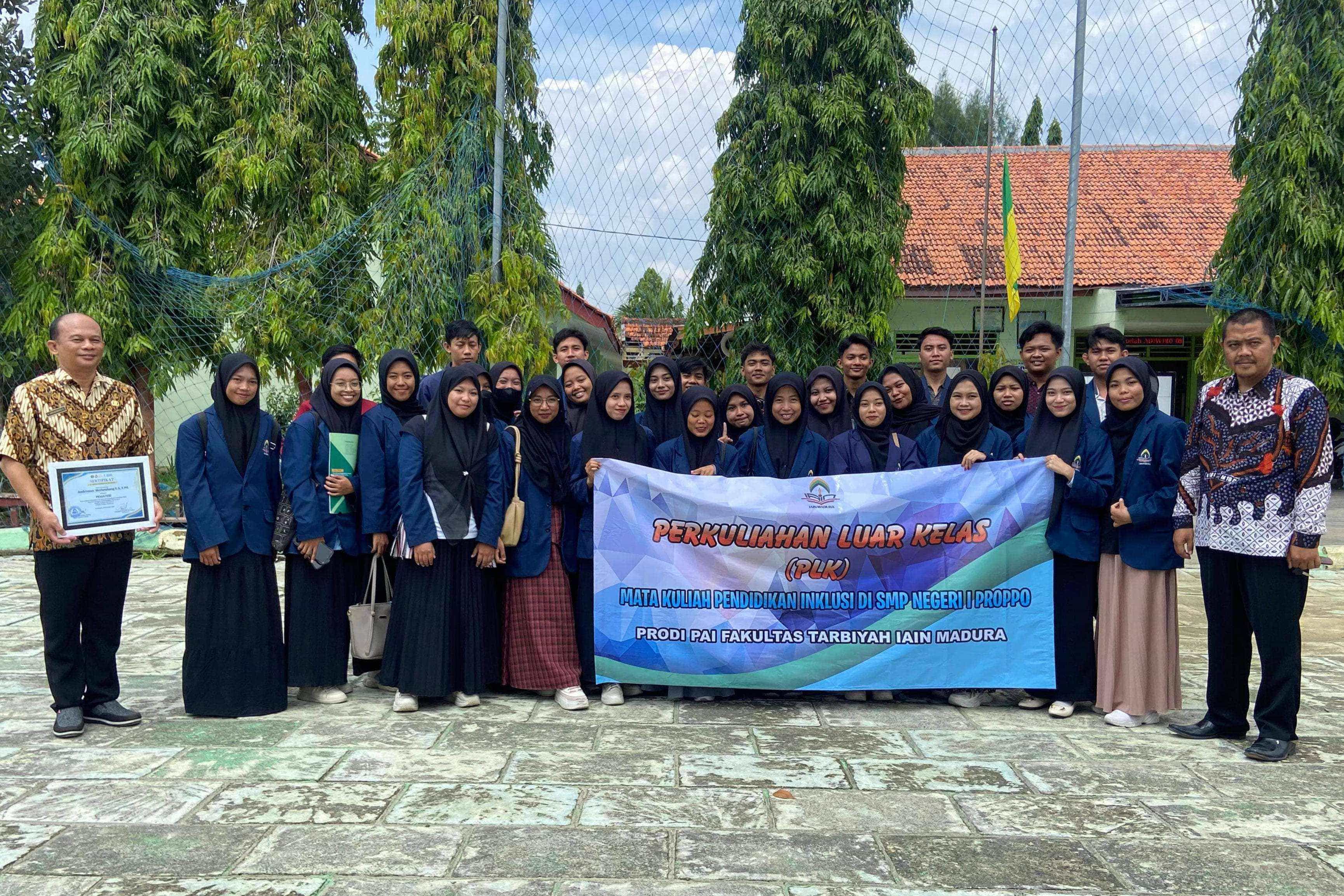 Prodi PAI Perkuat Pemahaman Mahasiswa tentang Pendidikan Inklusi melalui PLK di SMPN 1 Proppo Pamekasan